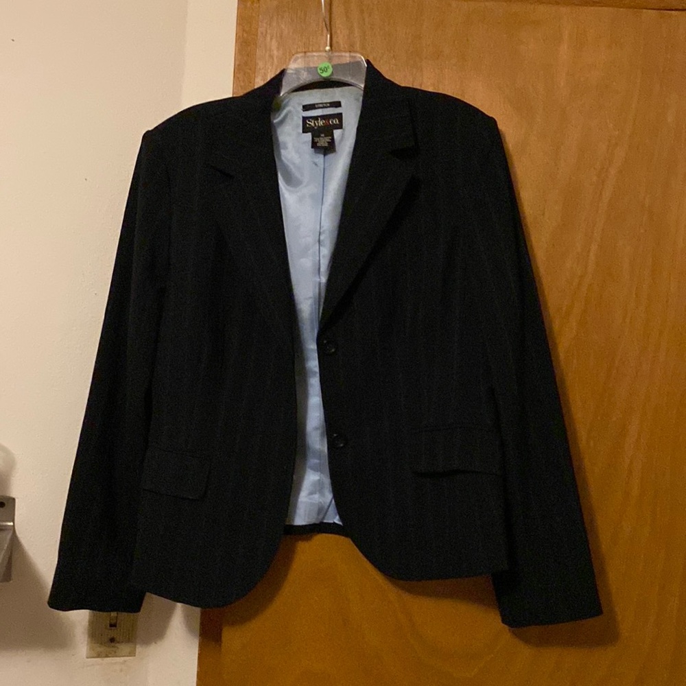Style & co pinstripe blazer 16 contrast lining cute